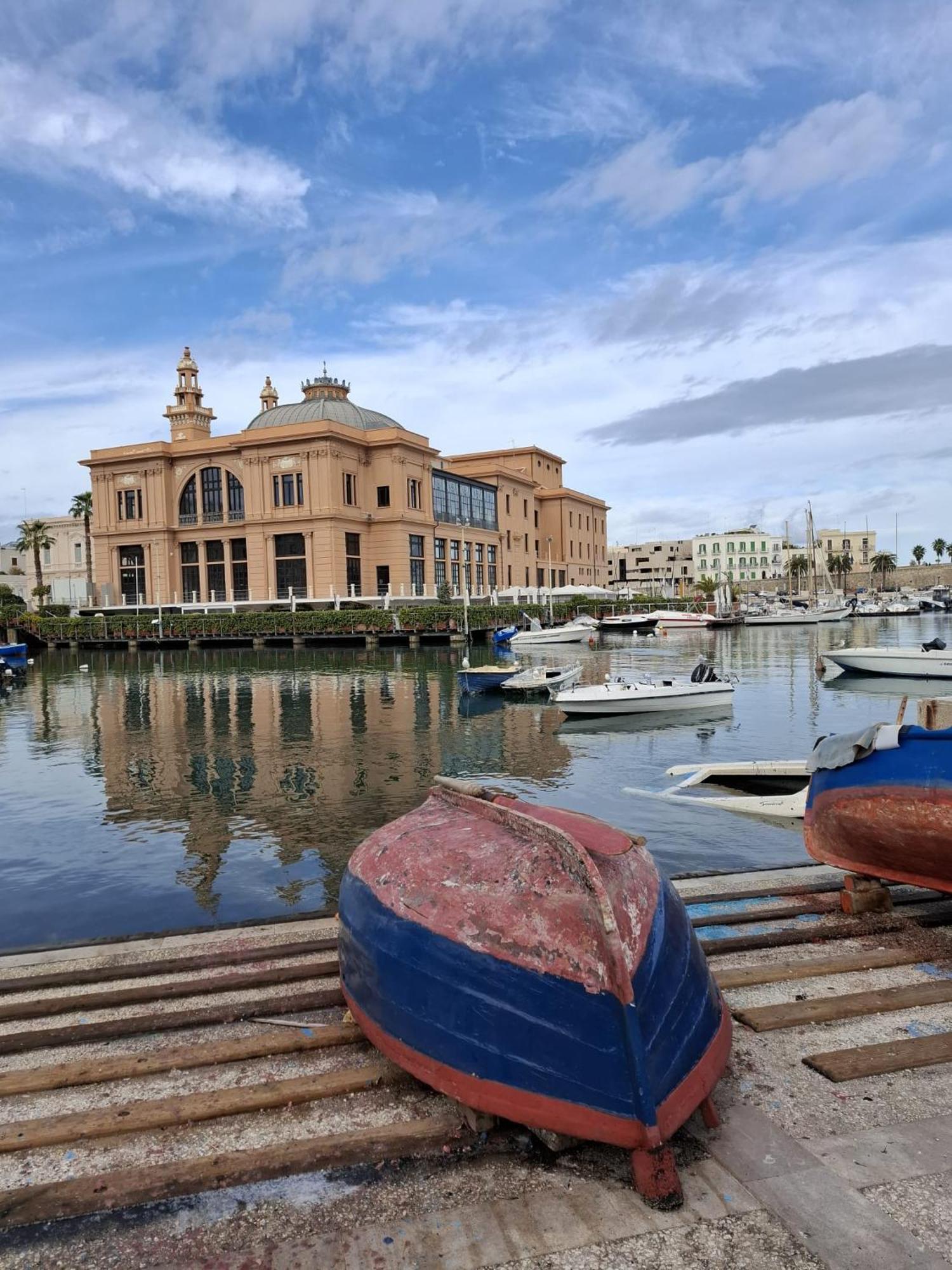 Hotel Novum Hospitality Bari Esterno foto